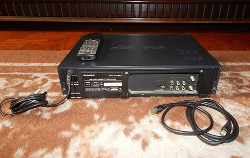 Vídeo Cassete Sharp (usado, Em Bom Estado) 1