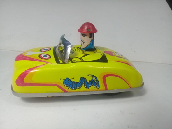 Auto Auxilio Con Conductor 0