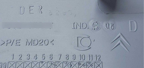 Acabamento Coluna Tr Direita Citroen Xsara Picasso 2004 1