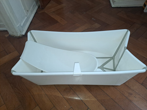 Bañadera De Bebé Stokke Con Asiento 1