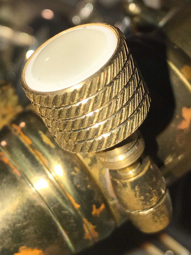 Tornillo Resonador Para Todos Los Saxos Y Tudeles 0