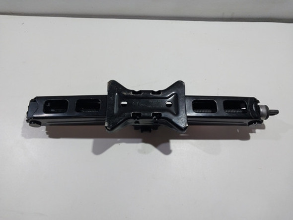 Macaco Chevrolet Spin 2012 13577598 1 Macaco Chevrolet Spin 2012 13577598 1