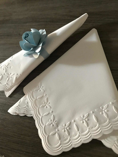 150 Guardanapos Papel Grande Luxo Relevo 30x30 - Dobrados 1