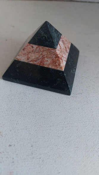 Piramide Energetica De Piedra Semipreciosa. 0