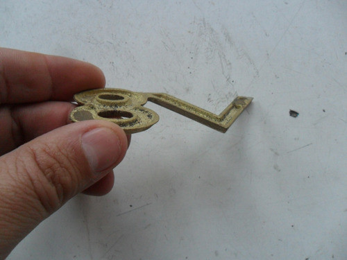 Insignia V8 Dodge Pick Up En Bronce Ford Chevrolet Antiguo Auto Clasico 1