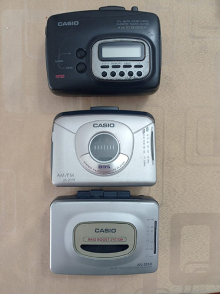 Lote De 3 Walkman Marca Casio, Solo Funciona La Radio 0 Lote De 3 Walkman Marca Casio, Solo Funciona La Radio 0