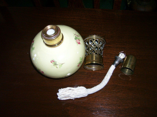 Coleccionable Antigua Pequeña Lampara Frances Porcelana 1