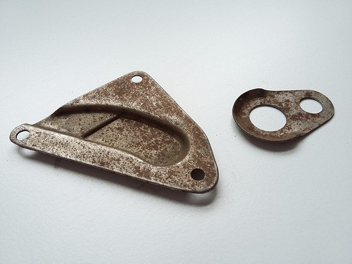 Chapa Guia De Aceite Y Seguro Zanella Sapucai 125 2 Tiempos 1