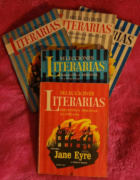 Jane Eyre by Charlotte Brontë – Selecciones Literarias (Used)