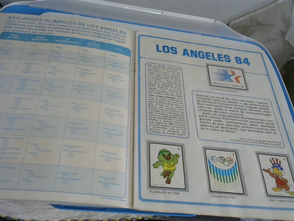 Olimpíadas 1984 Sticker Album – Complete with Game Board – 119 Stickers – Rio Gráfica