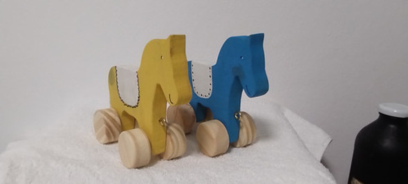 Caballitos Madera De Arrastre Con Soguita Souvenir Didáctico 1