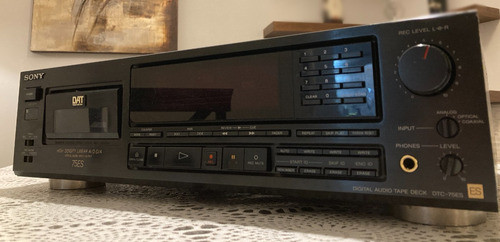 Dat Sony - 75 Es 0
