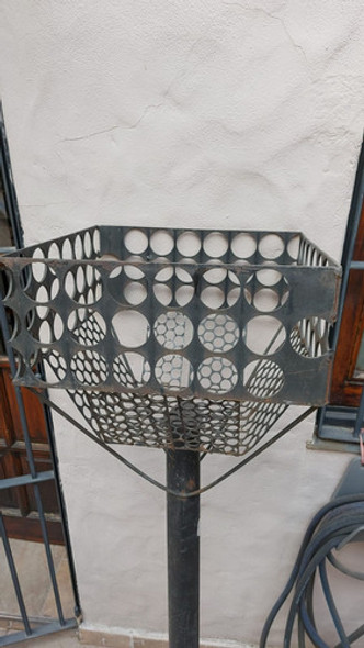 Canasto Cesto De Basura Hierro Reforzado Negro Exterior 1 Canasto Cesto De Basura Hierro Reforzado Negro Exterior 1