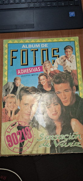 Álbum De Figuritas Sensación De Vivir Tiene 8 Figuritas Pega 0