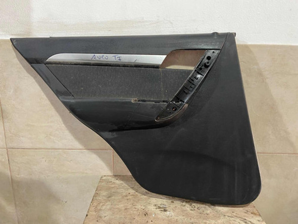 Tapizado Puerta Chevrolet Aveo Original Trasero Izquierdo 0