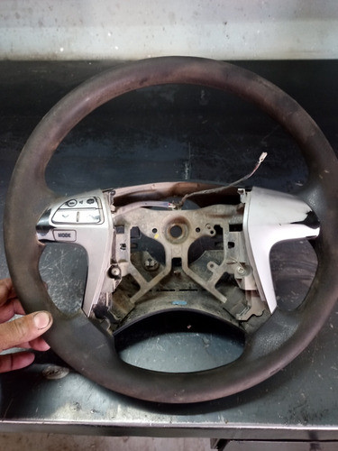Volante Hilux 2012 Con Comandos De Radio 0