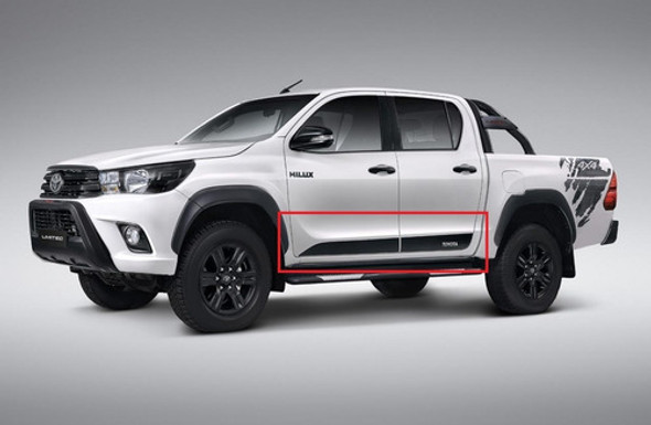 Calco Toyota Hilux Limited 2006 / 2021 Zócalos Negro Mate 1