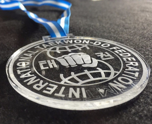 60 Medallas Acrilico Cristal - 5 Cm - Personalizada + Cinta 1 60 Medallas Acrilico Cristal - 5 Cm - Personalizada + Cinta 1