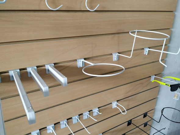 Exhibidor De Pelota 10 Unidades Panel Ranurado Placa Interior 0