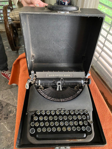 Antigua Maquina Escribir Portatil Remington Rand 1940 0