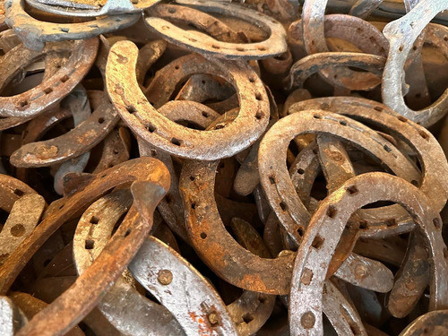 Herraduras De Caballo Usadas. Lote De 4 Ud. Tamaños Varios. 0