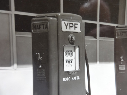 Antigua Foto Ypf Surtidor Nafta Autodromo 17 De Octubre 1