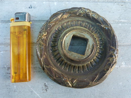 Antiguo Bocallave Imperio Para Manijon 9,7 X 1,7 - 300 Grs. 0