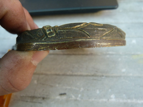 Antiguo Bocallave Imperio Para Manijon 9,7 X 1,7 - 300 Grs. 1