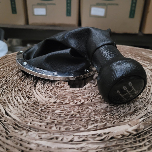 Perilla Palanca Cambios Vw Gol 2000/2005 Con Fuelle 1