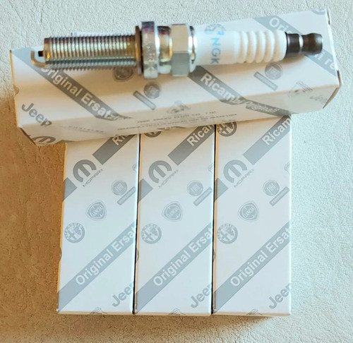Juego De Bujias Fiat Cronos 1.3 Nuevas Originales 0