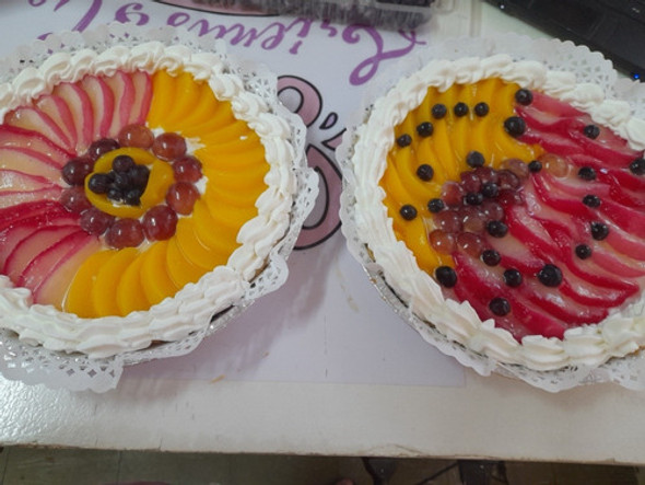 Torta De Crema + 2 Tartas + 20 Shots 1 Torta De Crema + 2 Tartas + 20 Shots 1