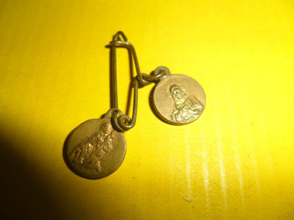 Antigua Medalla Medallita Prendedor Sagrado Corazon Miniatur 1