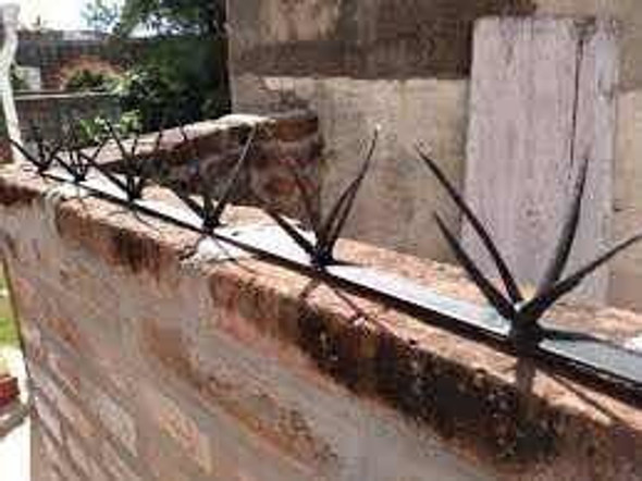 Pinche Medianera Seguridad X 30u. ( Benavidez ) 1 Pinche Medianera Seguridad X 30u. ( Benavidez ) 1