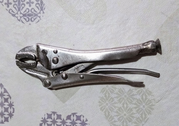 Pinza Fuerza Perro Curva Regulable Chapista 9 PuLG 225mm 1 Pinza Fuerza Perro Curva Regulable Chapista 9 PuLG 225mm 1