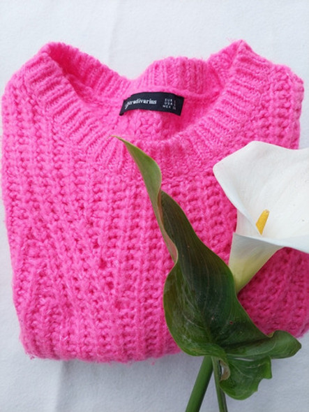 Buzo Sweater Tejido Fucsia Neón Stradivarius Talle S 1 Buzo Sweater Tejido Fucsia Neón Stradivarius Talle S 1