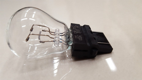 Lampara Ford Fiesta Kd 10/13 Posición Y Stop De Faro Trasero 1