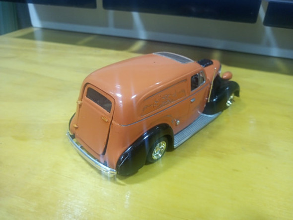 Chevy Furgon 1/24 1 Chevy Furgon 1/24 1