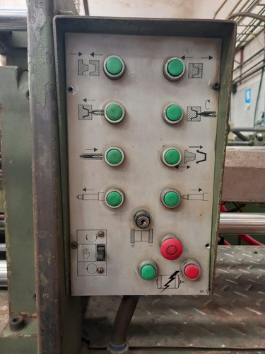 Inyectora Fluidmec 60 Tns, Inyección 150 Gr 1