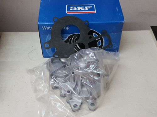 Bomba De Agua Para Toyota Hilux Desde 2005 Linea Nueva Skf 1