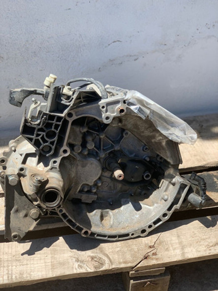 50. Caja De Velocidad Peugeot 208 Allure 1.5n 0
