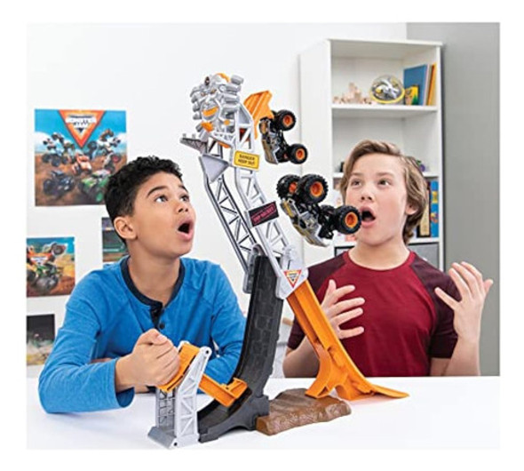 Monster Jam, Juego Oficial Max-d Break Free Con Exclusivo Mo 1 Monster Jam, Juego Oficial Max-d Break Free Con Exclusivo Mo 1