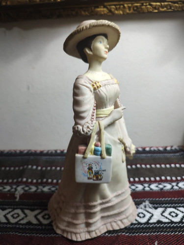 Muñeca De Porcelana Avon 1