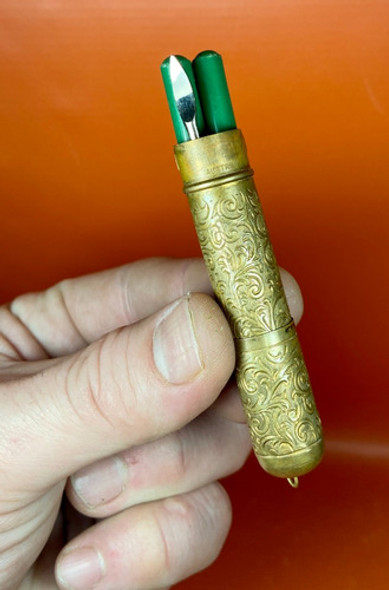 Antiguo Set De Manicura De Viaje | Bronce Y Baquelita 1