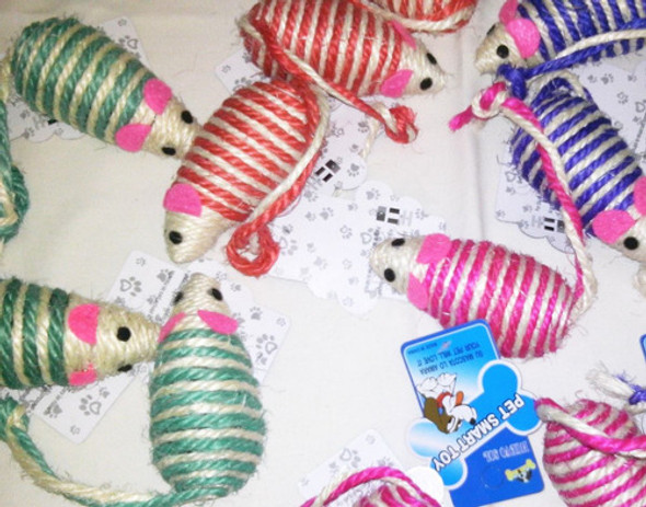 Juguete Raton Chico De Hilo De 7cm Para Gato 1