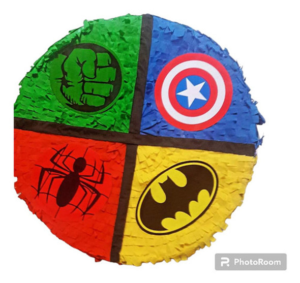 Piñata Superheroes 1