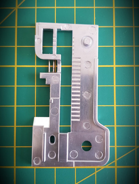 Chapa Aguja Remalladora Brother 1134d - Nueva - Original 1