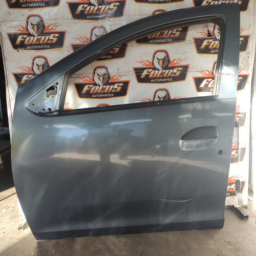 Puerta Delantera Izquierda Renault Logan Sandero Min Detall 1