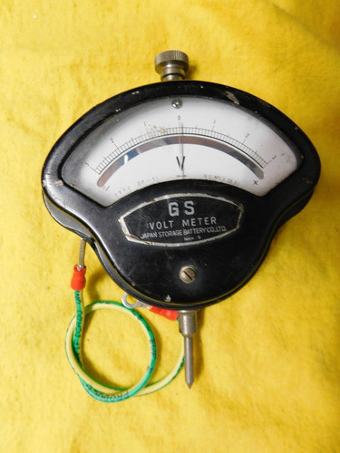 Voltimetro Para Baterias Una Reliquia, Japones 0