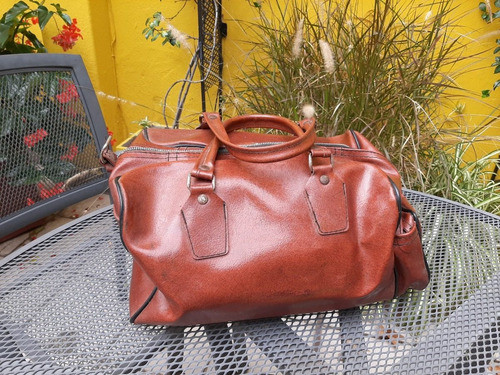 Bolso De Cuero Ecológico Mediano Color Suela 0