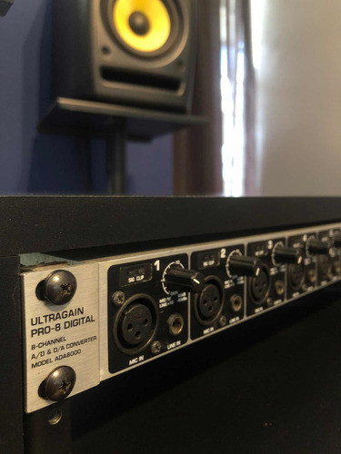 8 Channel Mic Pre-amp Behringer Ada 8000 0